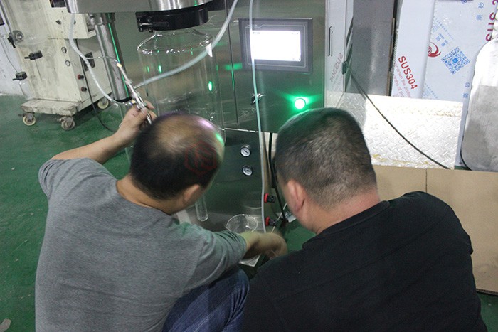 小型噴霧干燥機采用的技術有哪些方面？